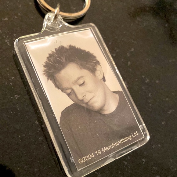 Vintage 2004 Tour Clay Aiken Key Chain - Picture 3 of 4